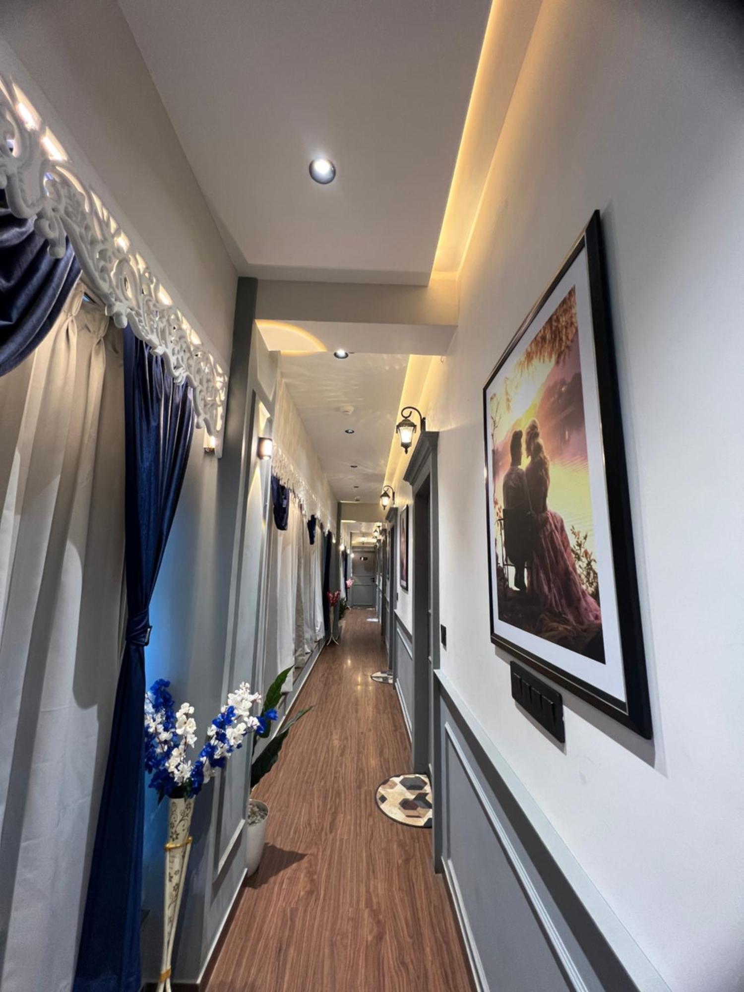 V Love Hotel Surat Exterior photo
